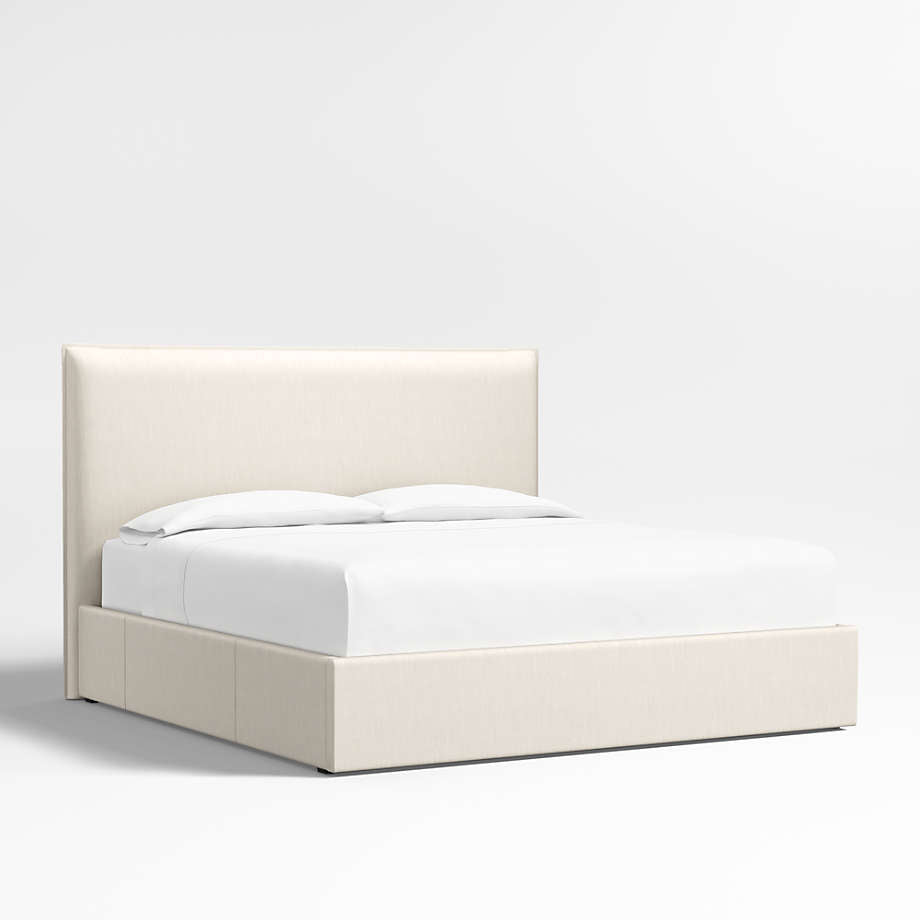 Minimal Panelled Bed