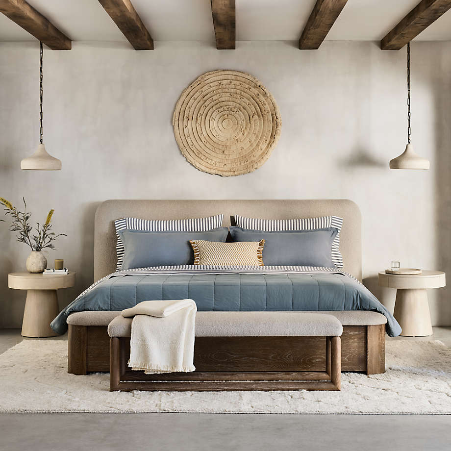 Arc Edge Bed