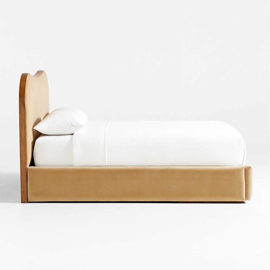 Maple Corner Frame