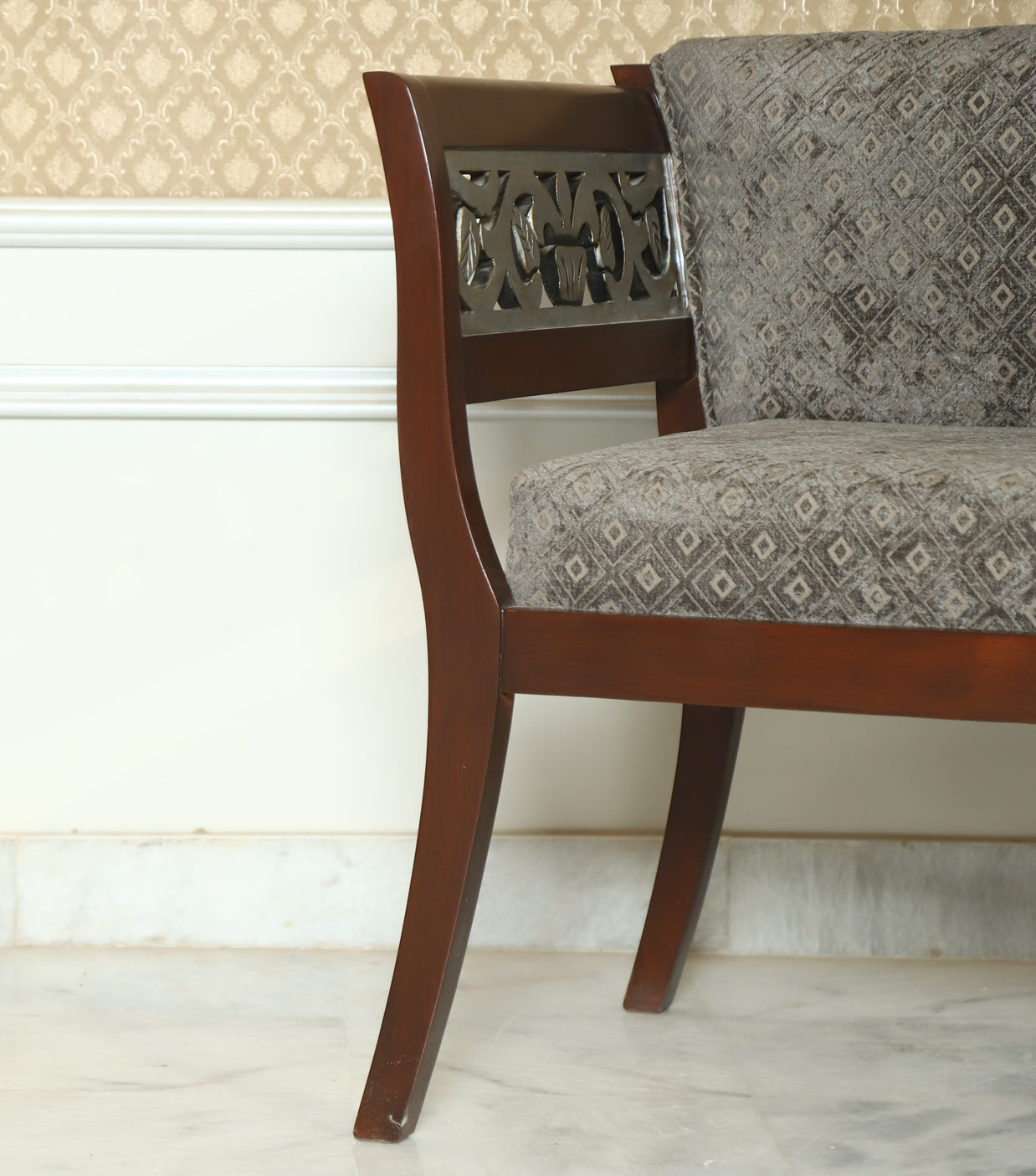 Cushion Back 4-Seater