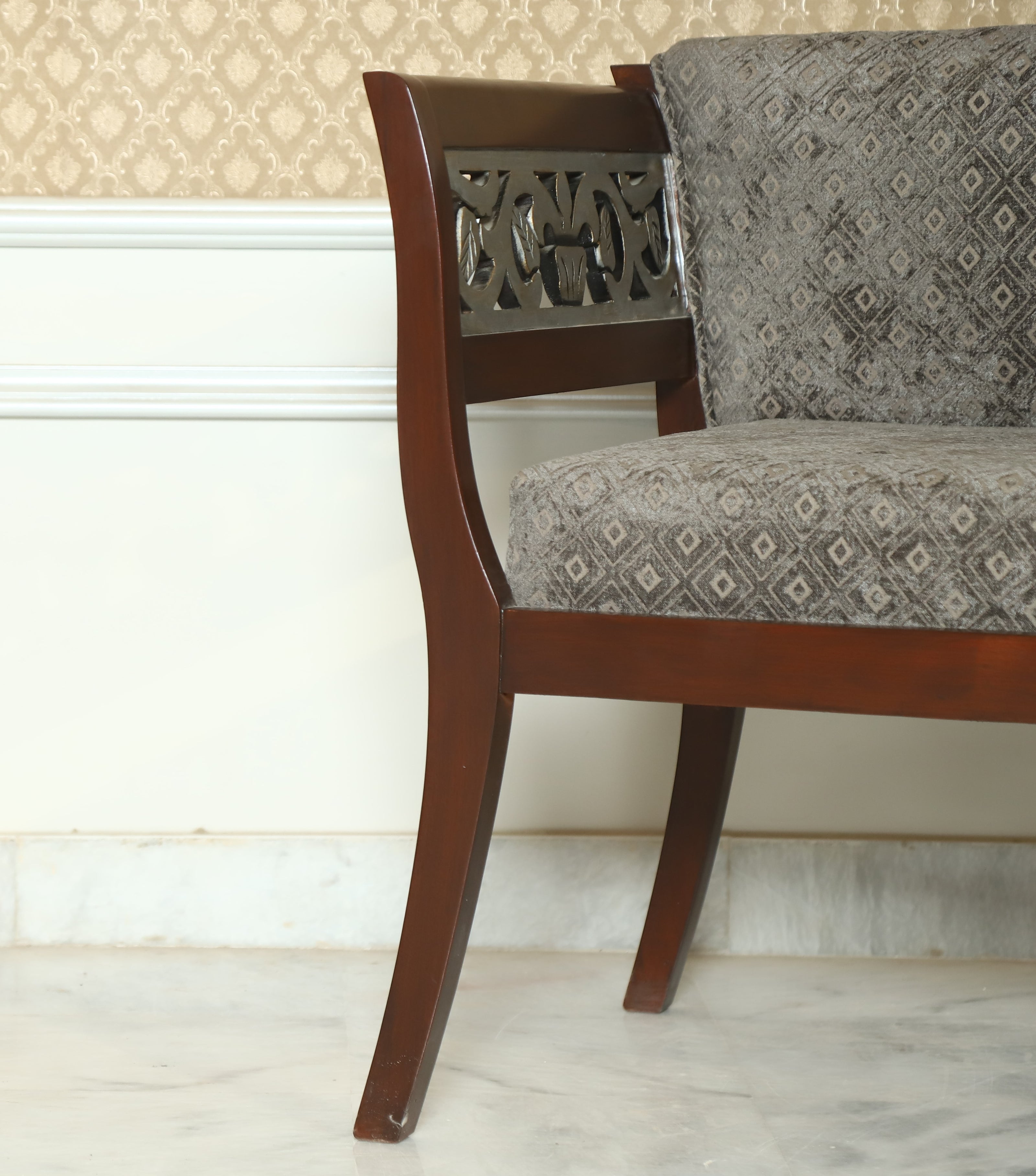 Cushion Back 4-Seater
