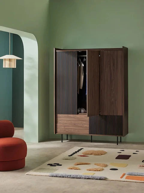 Walnut Stride