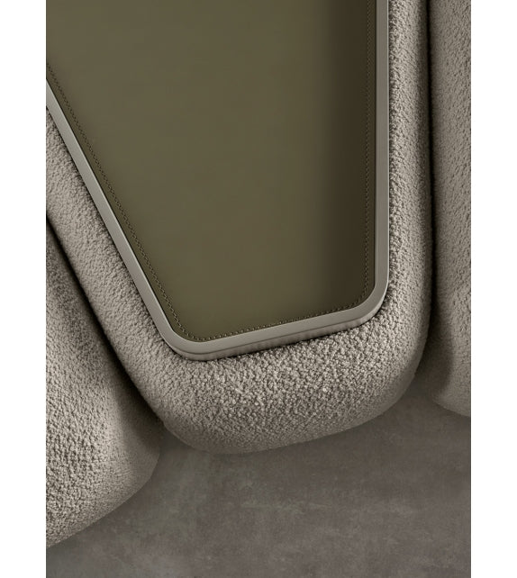 Mocha Curve Sectional