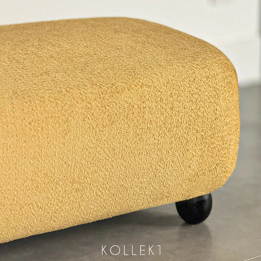 Pebble Form Seat